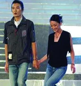 周迅情史回顾21年8任恋人,男神收割机周迅