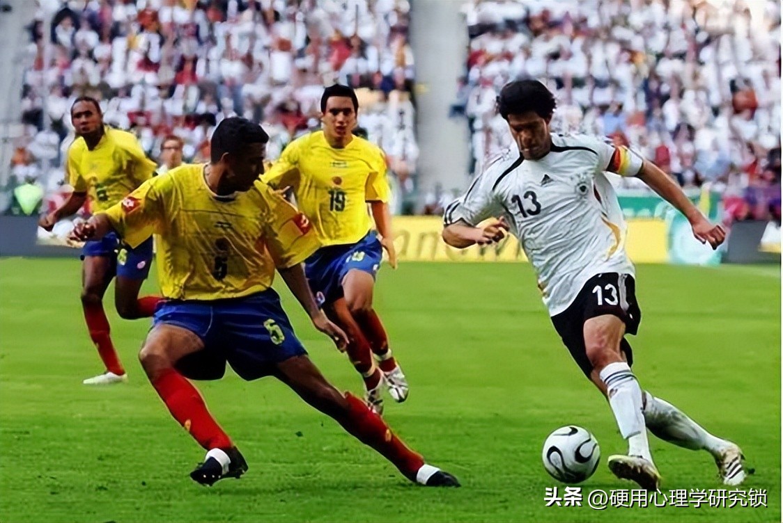 男人爱看球的原因,男人为什么爱看美女球赛