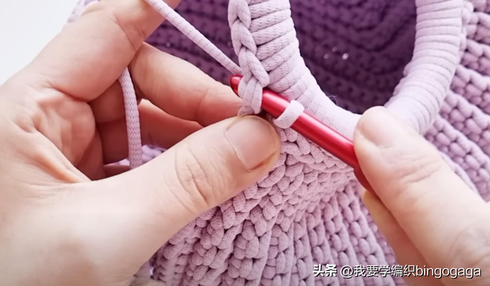 听说你想学习这款包包的钩法，罗纹环柄包教程，外表简约有型有款