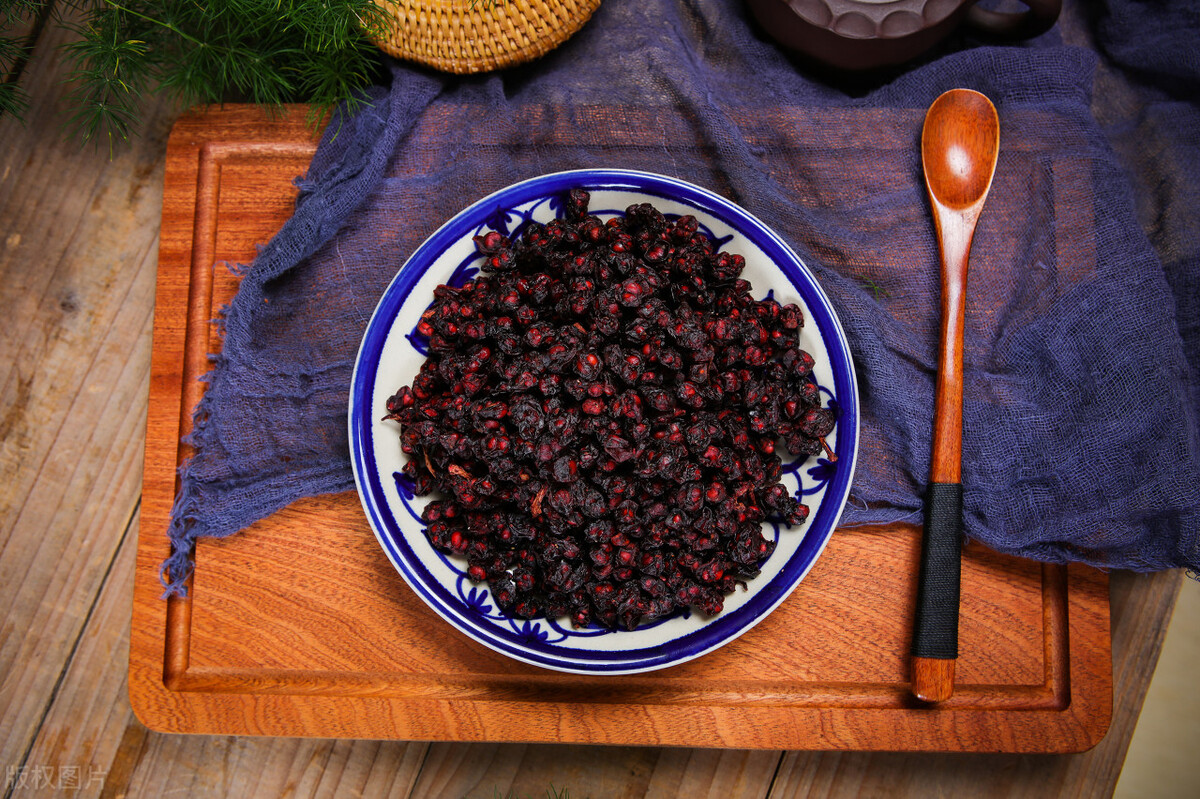 勃起不持久，途中出现疲软，该如何合理使用药物？