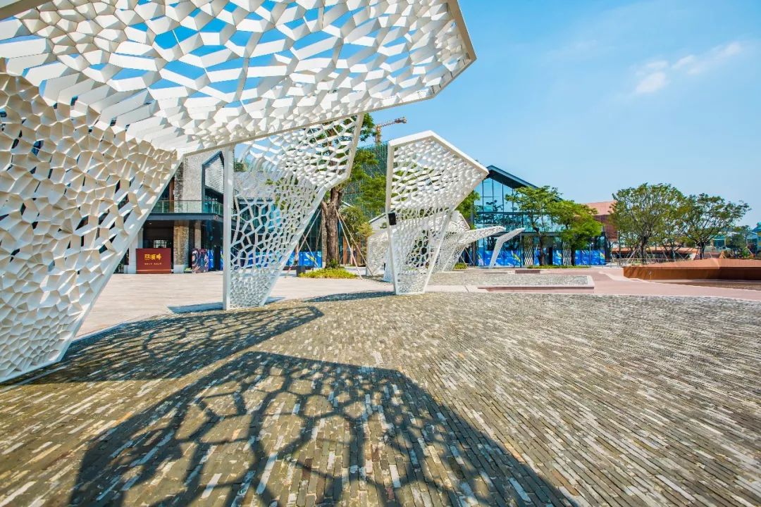 在清晖园有公交车去逢简水乡吗,广州佛山顺德一日游旅游攻略