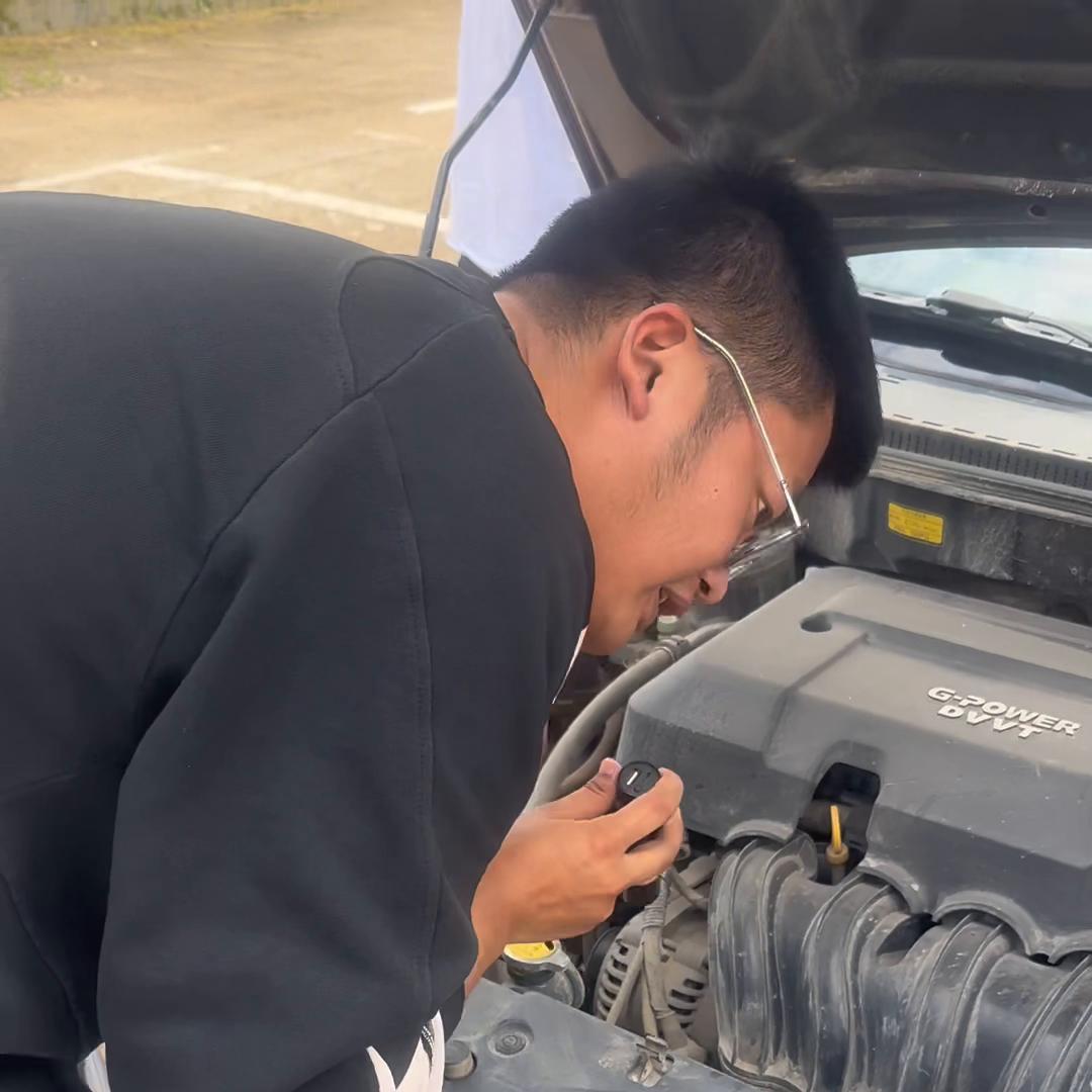 吉利帝豪18款现在二手估价多少钱,15年吉利帝豪自动二手多少钱