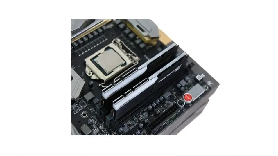 内存条有什么猫腻,内存条可以省钱吗