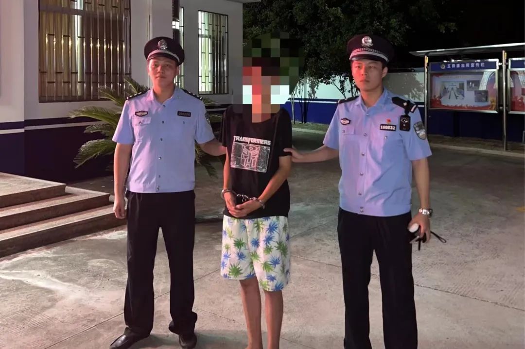 【夏季治安打击整治“百日行动”】福建福州公安持续开展夏夜治安巡查宣防集中统一行动