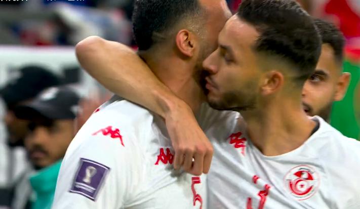 爆冷一场2-0让卫冕冠军轰然倒下,卫冕冠军0-3出局谁又能想得到呢