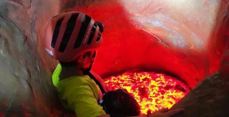 记者卧底实探麦当劳餐厅,北京三里屯餐厅酒吧