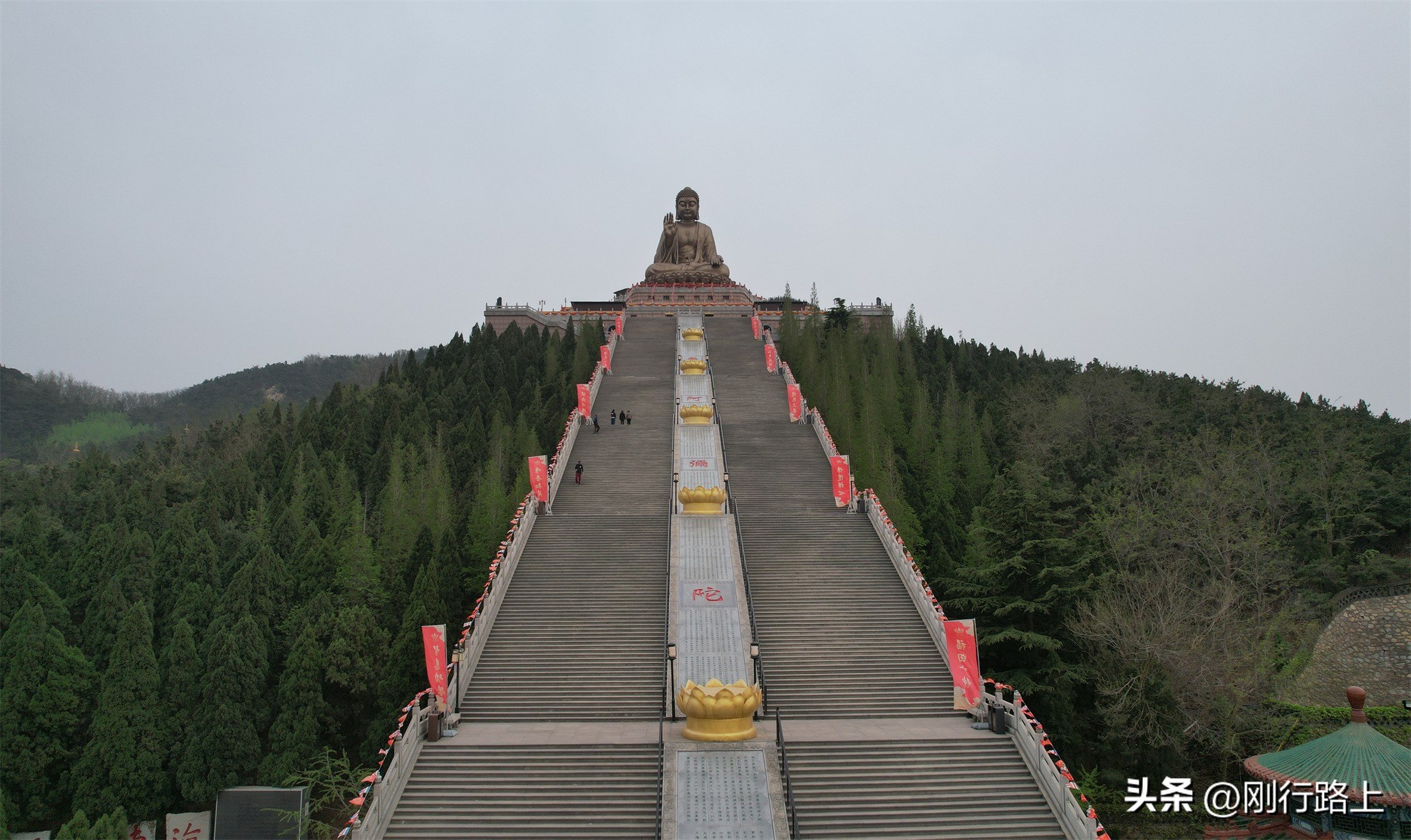 龙口南山旅游景区现在免费吗,龙口南山大佛和南山旅游景区