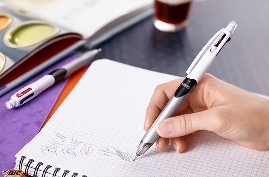 为啥法国人基本不用中性笔？银行、邮局等场所提供的也是圆珠笔？