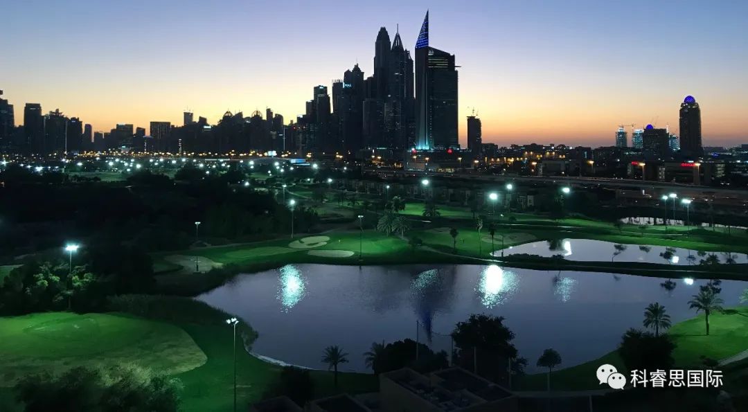 在迪拜打高尔夫价格,迪拜打高尔夫沙漠球场