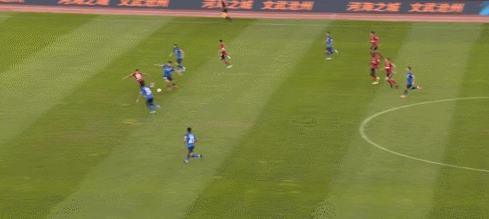 长春亚泰对天津津门虎贝里奇欢呼,萨布里奇近况如何