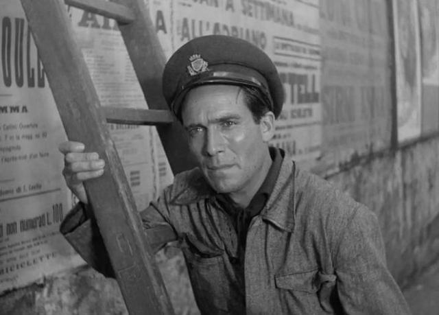 《起重机唱支歌》:意大利新现实主义电影中的经典之作