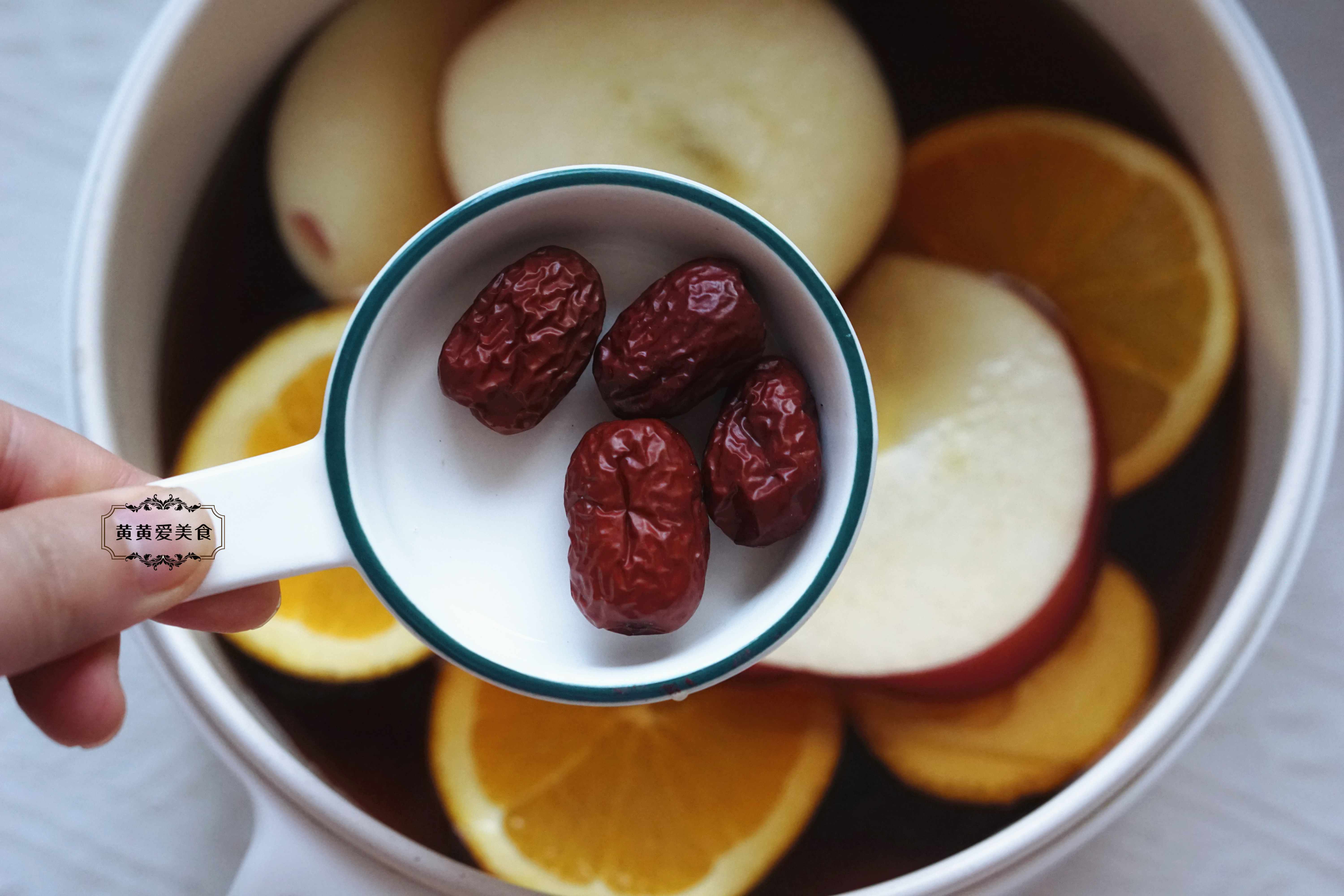 喝这几款茶滋阴润燥,用温火煮对身体好的组合茶