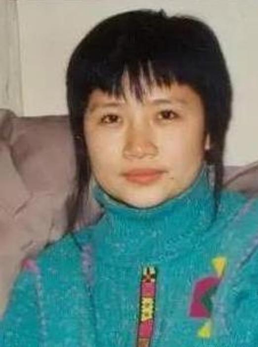 歌手李娜是哪年出家的,歌手李娜为什么要出家