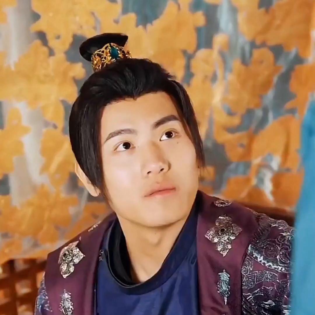 极品假太监混入后宫小说,假太监与后宫的侍卫