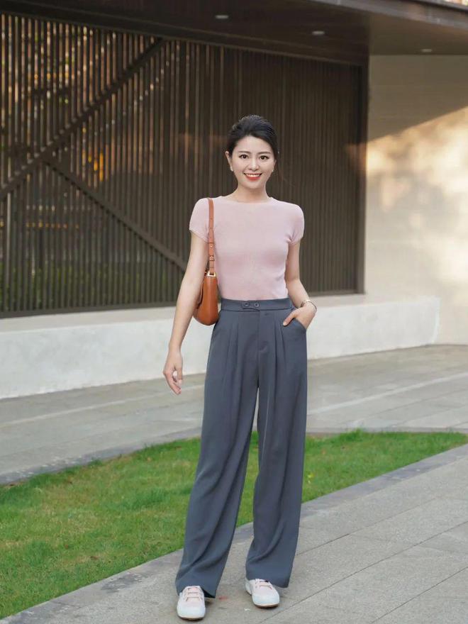 如何穿粉色才能温柔又高级,夏季穿它满满高级感