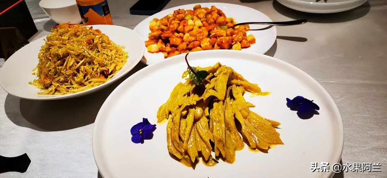 龙虾最好吃的5种做法简单,在家如何做出美味又好吃的龙虾