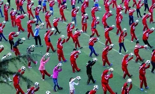 小学生的足球有多厉害,小学生足球有必要训练三个小时吗