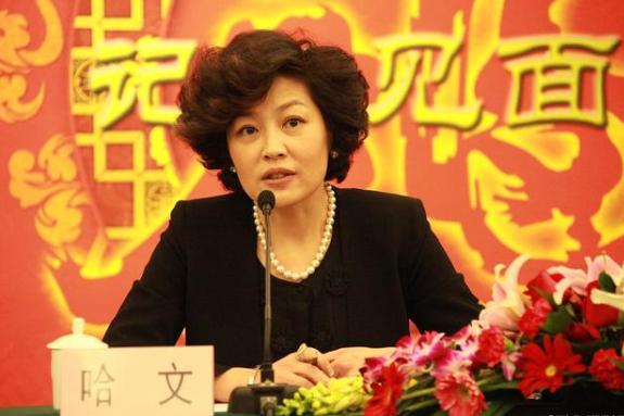 哈文悼念李咏完整版,李咏离开已经两年哈文过得还好吗