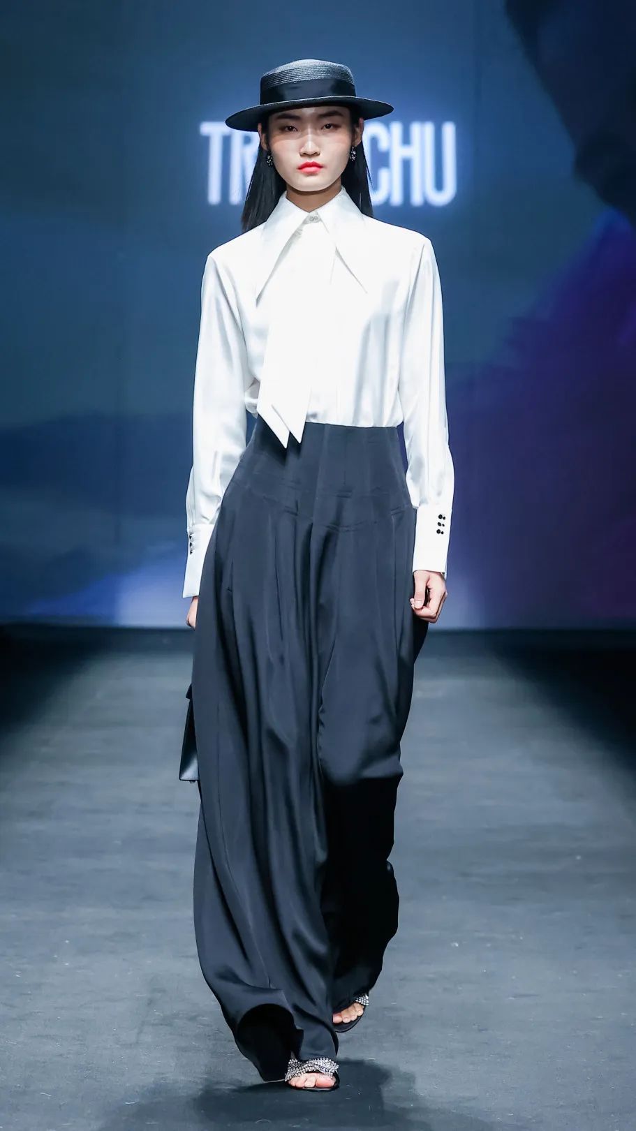 时尚潮流女装高级感穿搭,学穿搭高级感女装