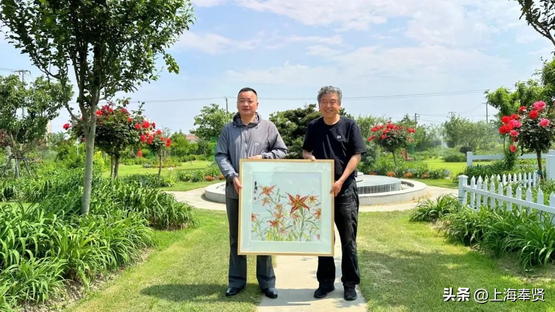 春归入夏，在萱草花盛开的日子里，致敬最美的妈妈！