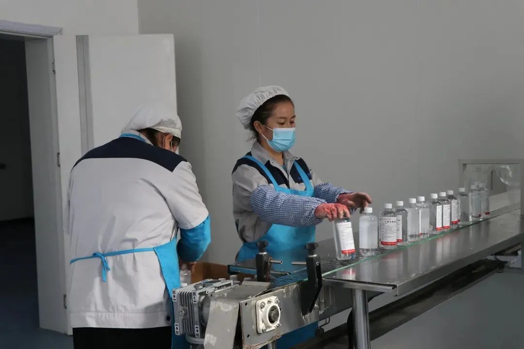 疫情下的山庄老酒展现了承德人该有的那份担当