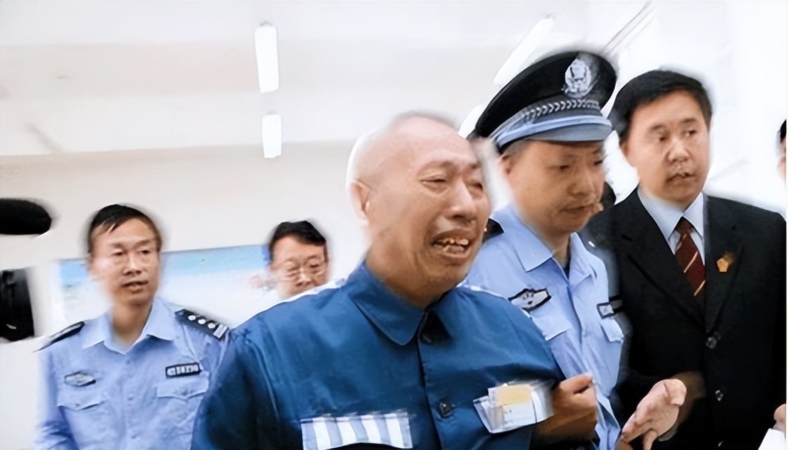 小伙被判死刑法庭上找出杀人真凶,22年杀人犯被判死刑
