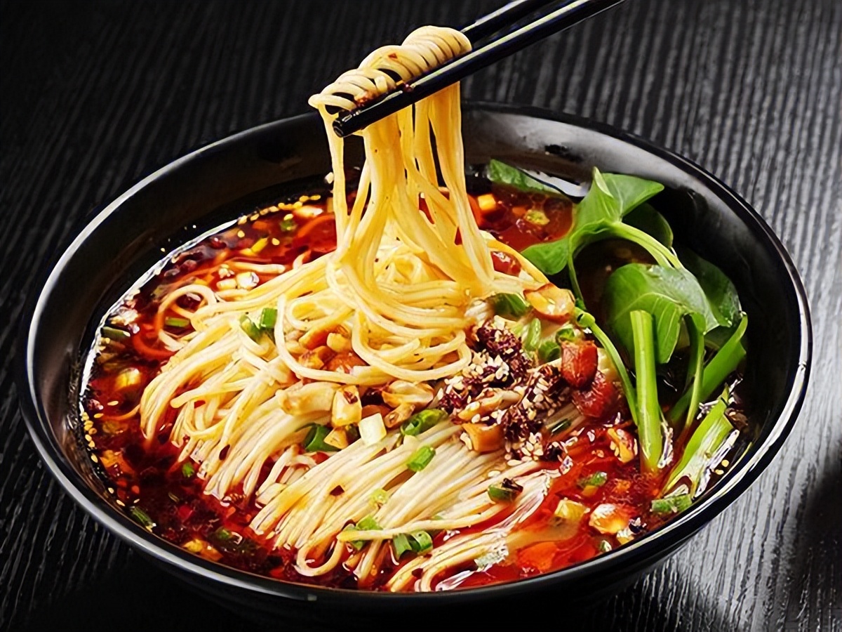 中国最具特色的十碗面：油泼面为什么代表西安？简单直接的西安人