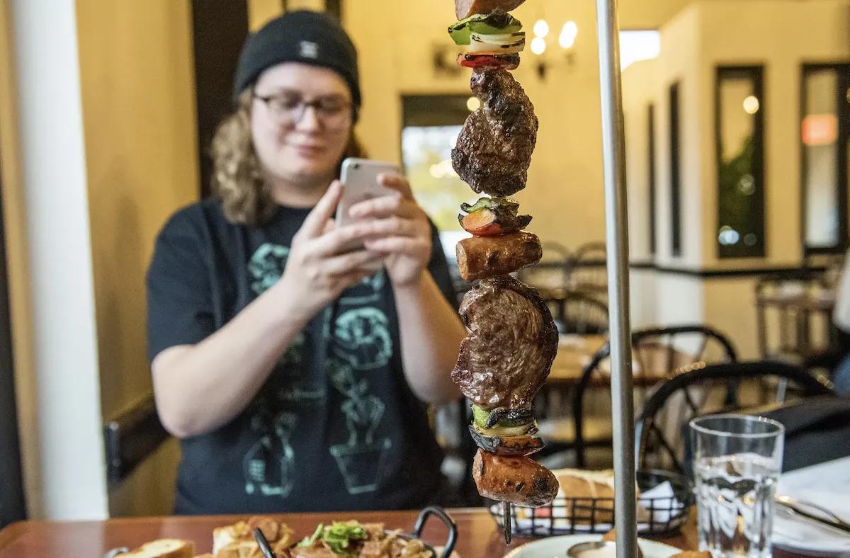 巴西为什么是足球王国,巴西足球盛产什么