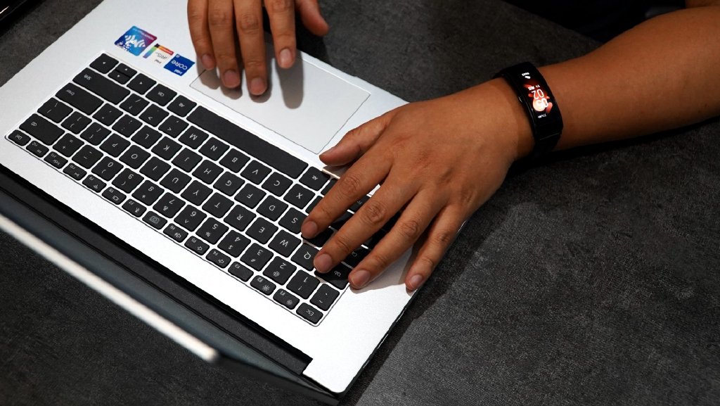 荣耀magicbookx152021款酷睿版,荣耀笔记本magicbook15x2021