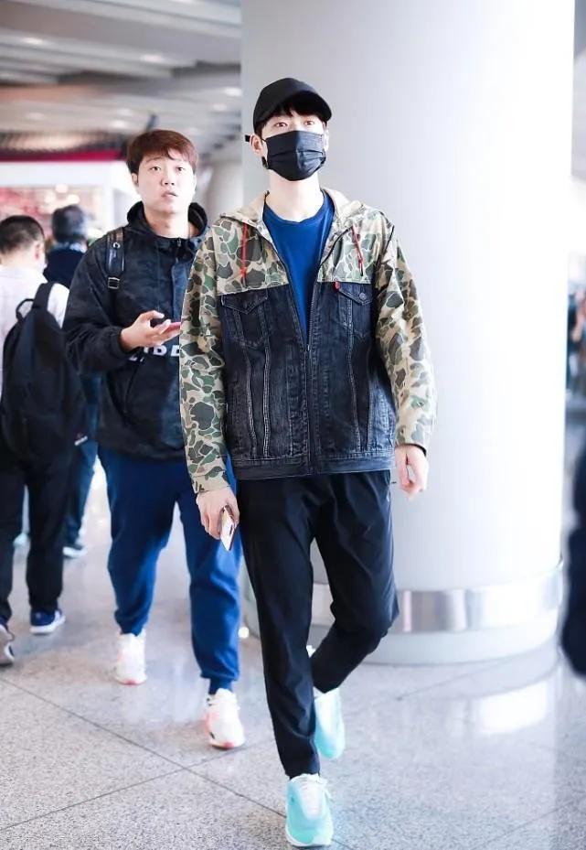 女士牛仔夹克外套,牛仔夹克外套男搭配