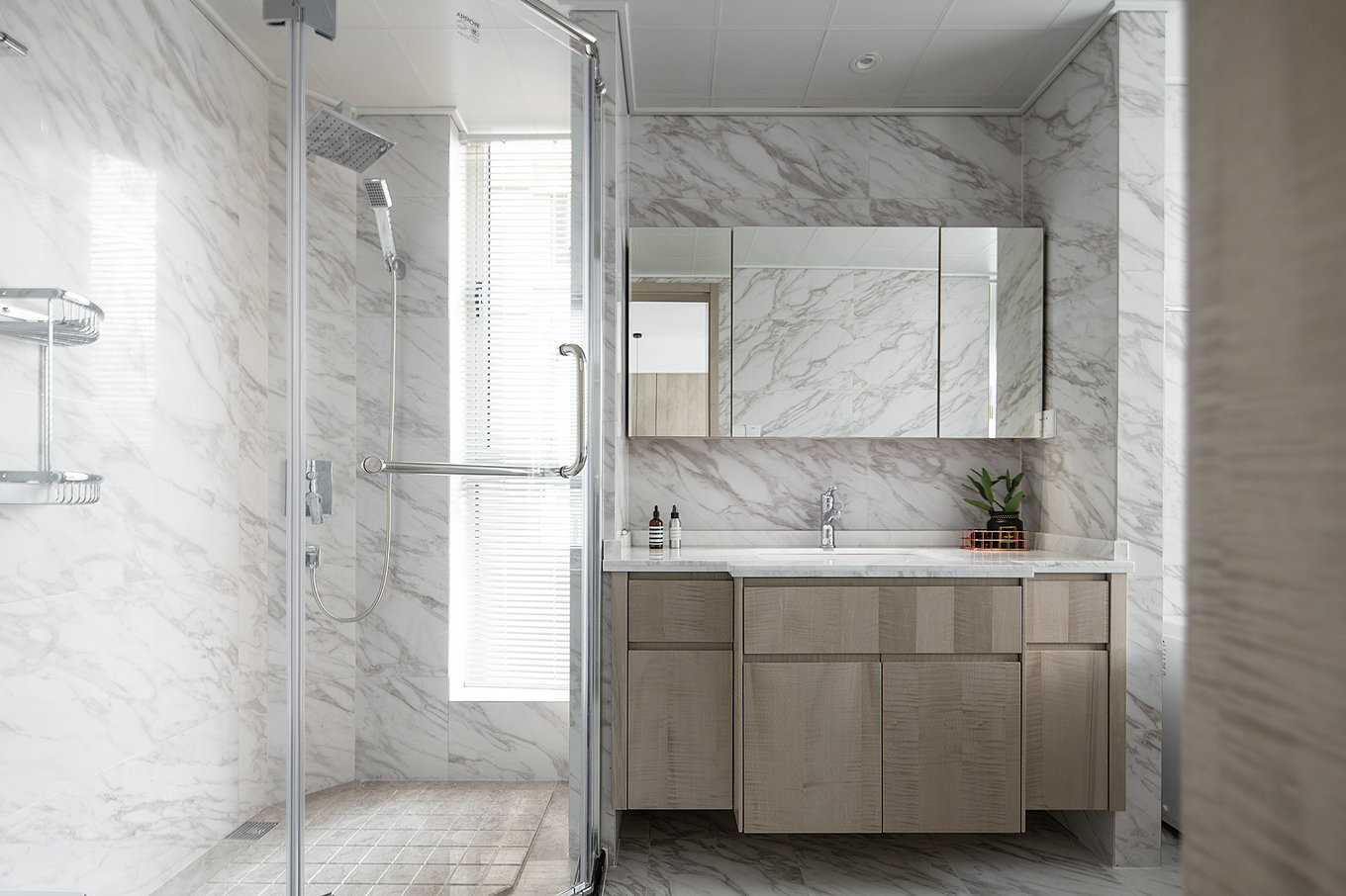 卫生间太小洗衣机无处安放,1-2平方小卫生间洗衣机最佳布局图