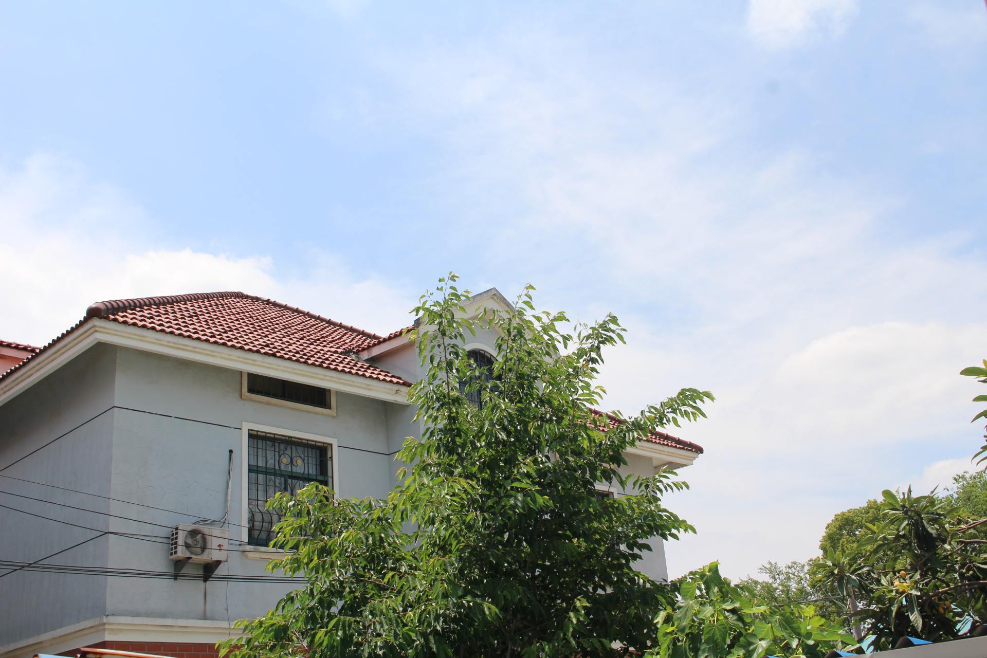 佳能100d新款价格,佳能100d同价位更有性价比的相机