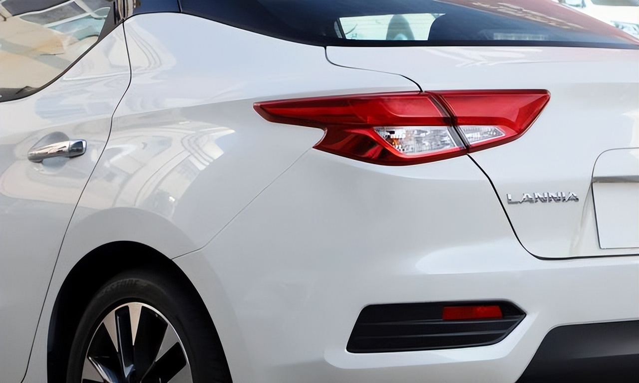 13万没要卡罗拉提了日产蓝鸟,开了890公里,车主一肚子话要说