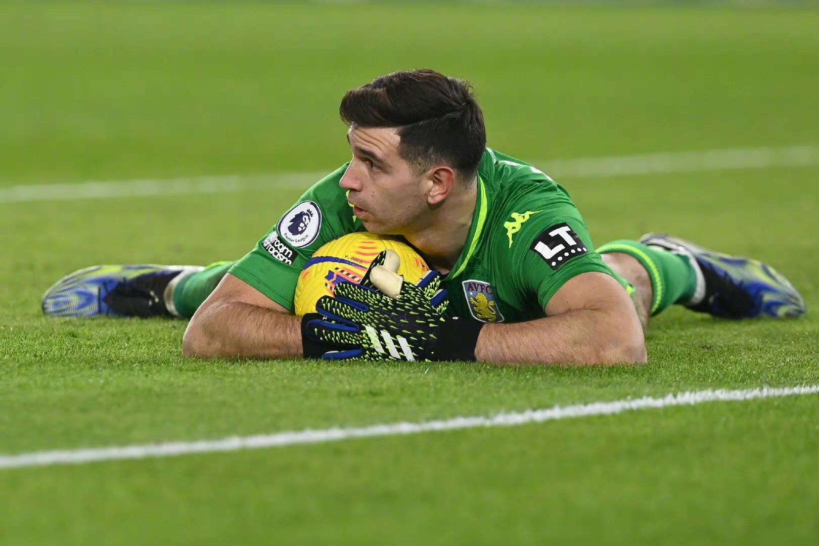 阿根廷门将马丁内斯不雅动作,阿根廷门将马丁内斯2018