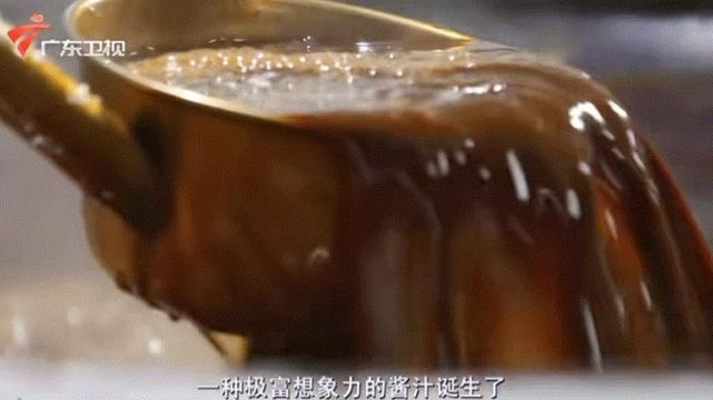 不建议把它放在厨房，小心长满霉菌！给娃吃之前千万看仔细了