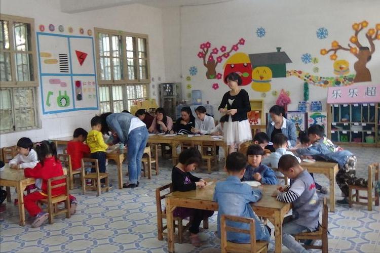 孩子在幼儿园不受老师待见怎么办,孩子烦躁不听话如何引导