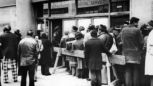 *小平邓**如何用20年带领中国崛起：是天佑中华，更是“自助者天助”