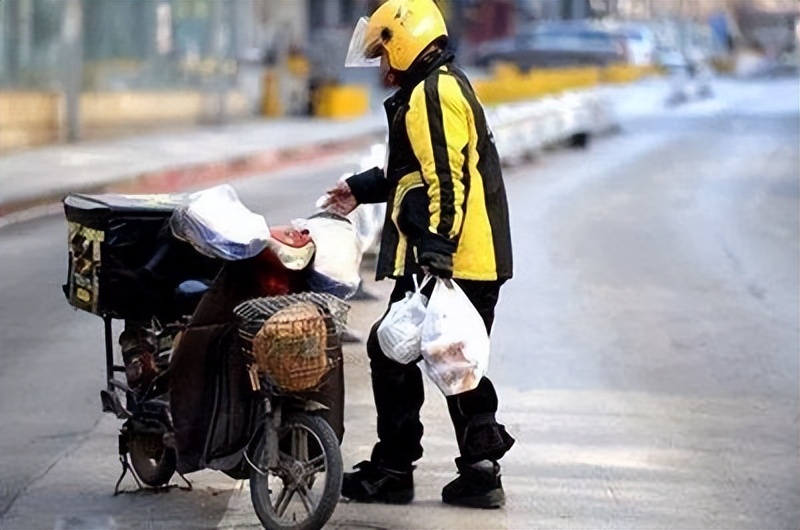 制造业如此艰难打工人该何去何从,年轻人为什么正在逃离制造业