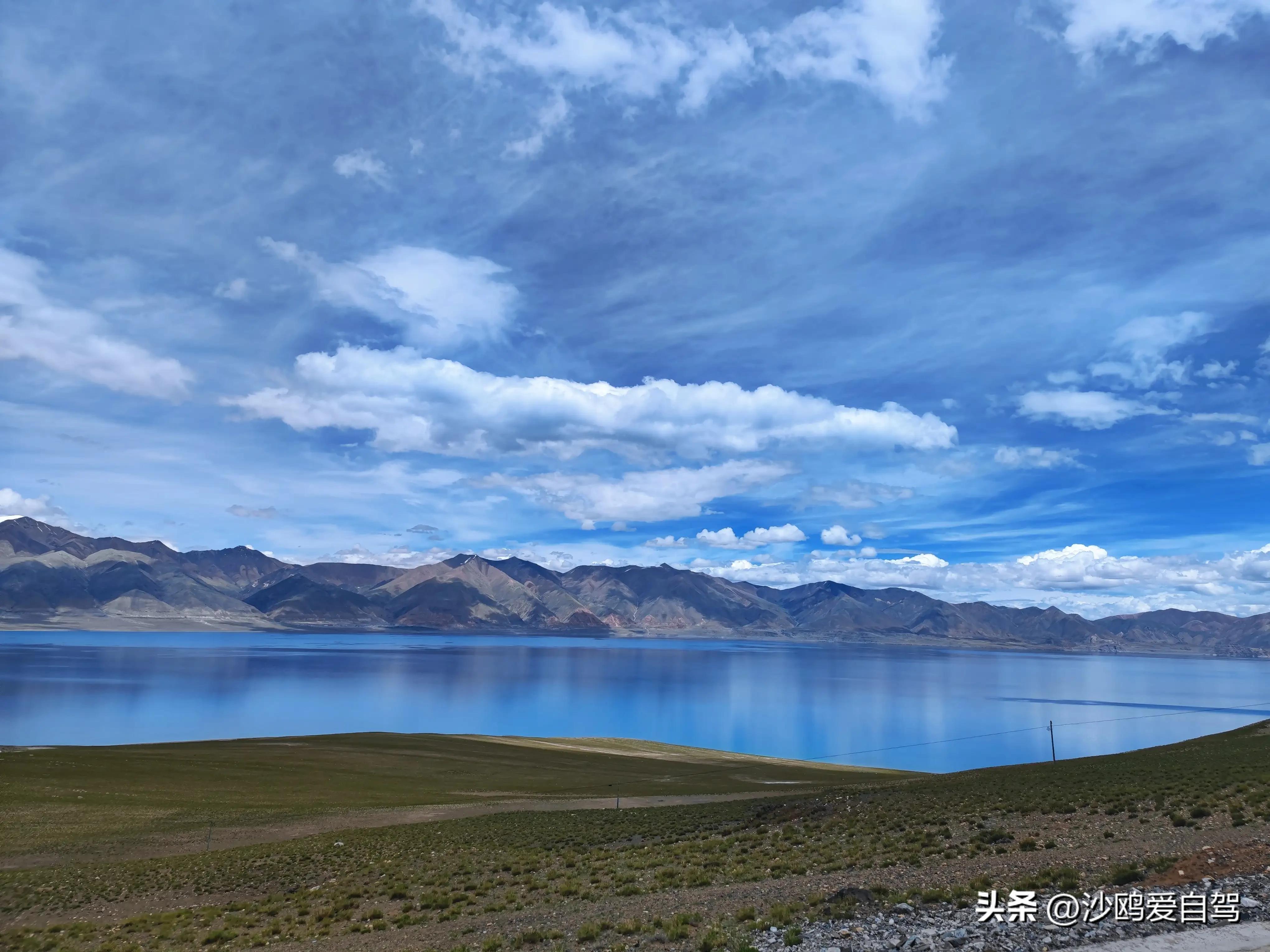 自驾四进*藏西***疆新**第12天:人在囧途:当惹雍措圣湖边陷车,轮胎鼓包