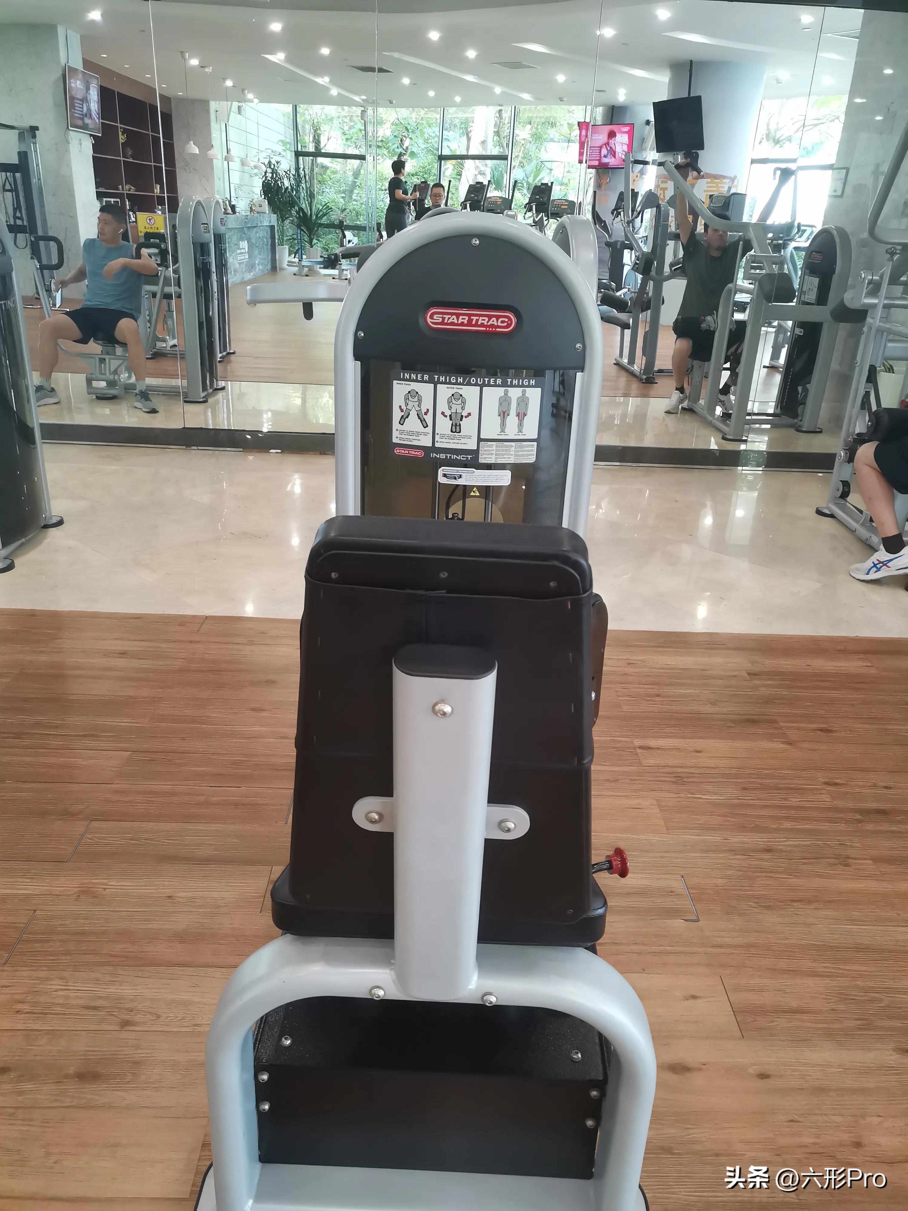 健身房力量训练器械有哪些,健身房器械入门全套