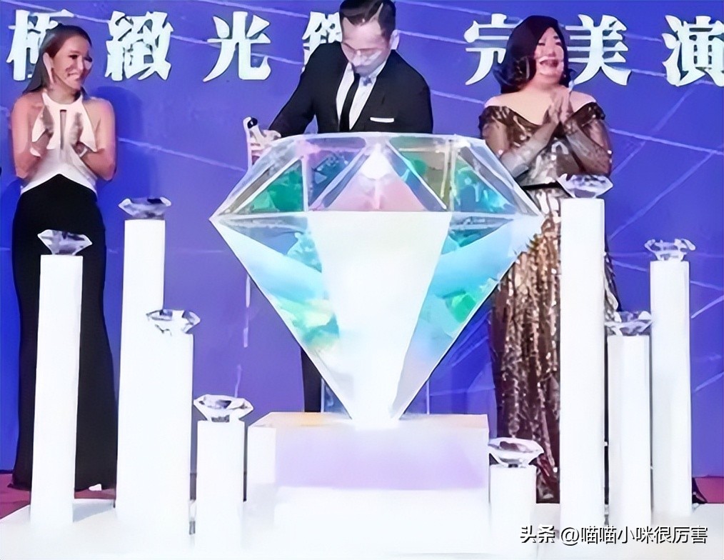 洗米华出事后各界对他评价,港媒曝洗米华将被正式起诉