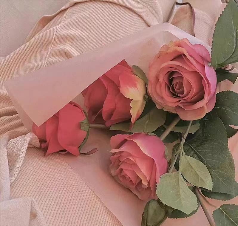 中年男人很喜欢你又有顾虑的表现,有家庭的中年男人真正爱你的表现