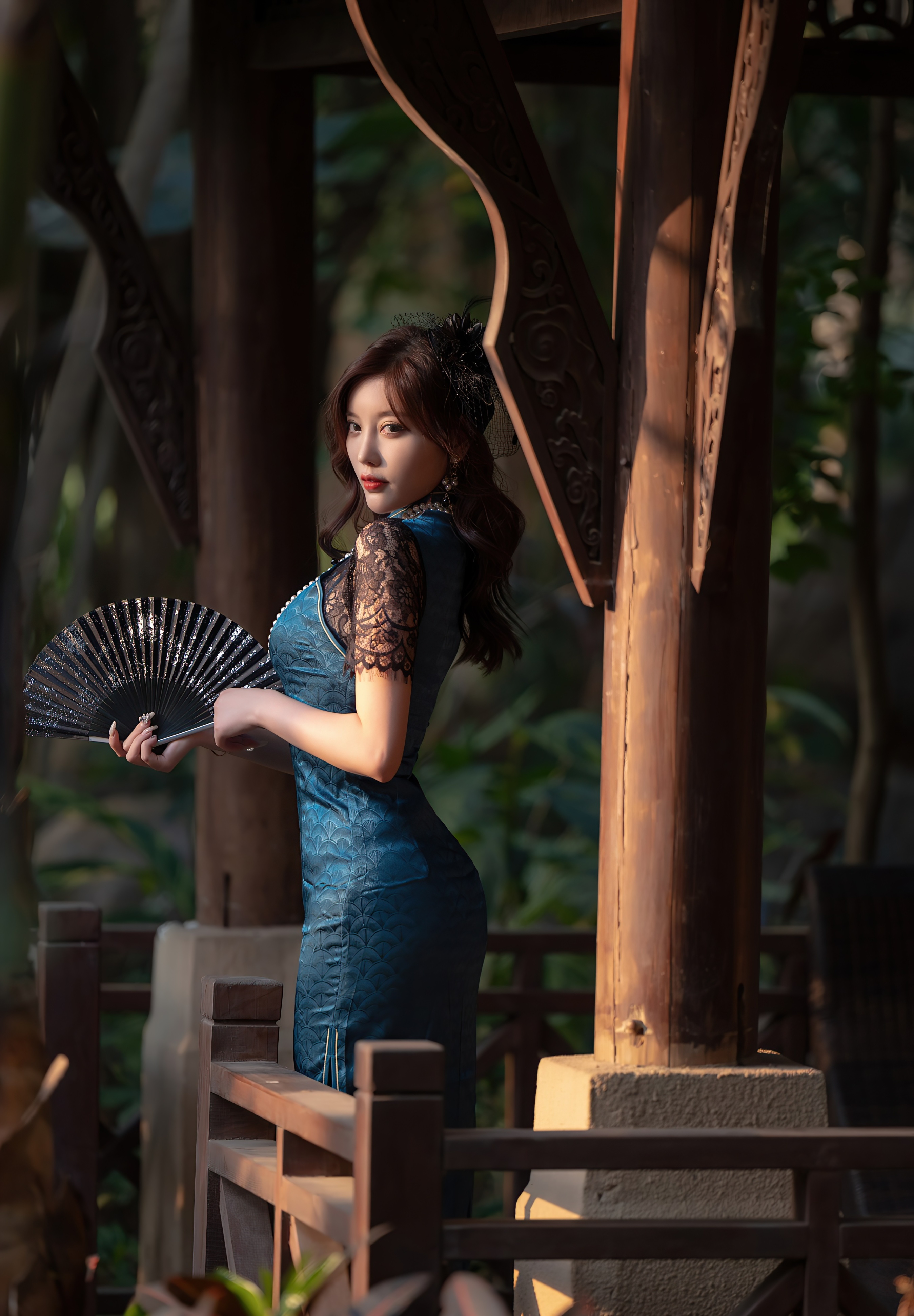 杨晨晨室内旗袍,杨晨晨露肩旗袍