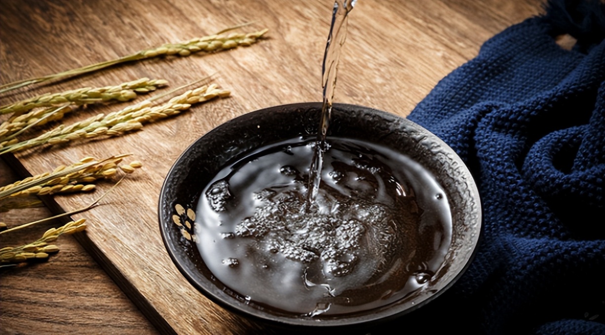 供销社时期的酒,70年代供销社白酒图片