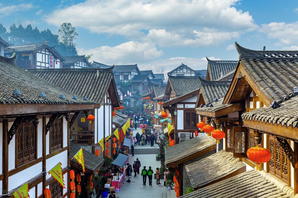 全国最值得去的10个古镇,中国最值得去的50个古镇