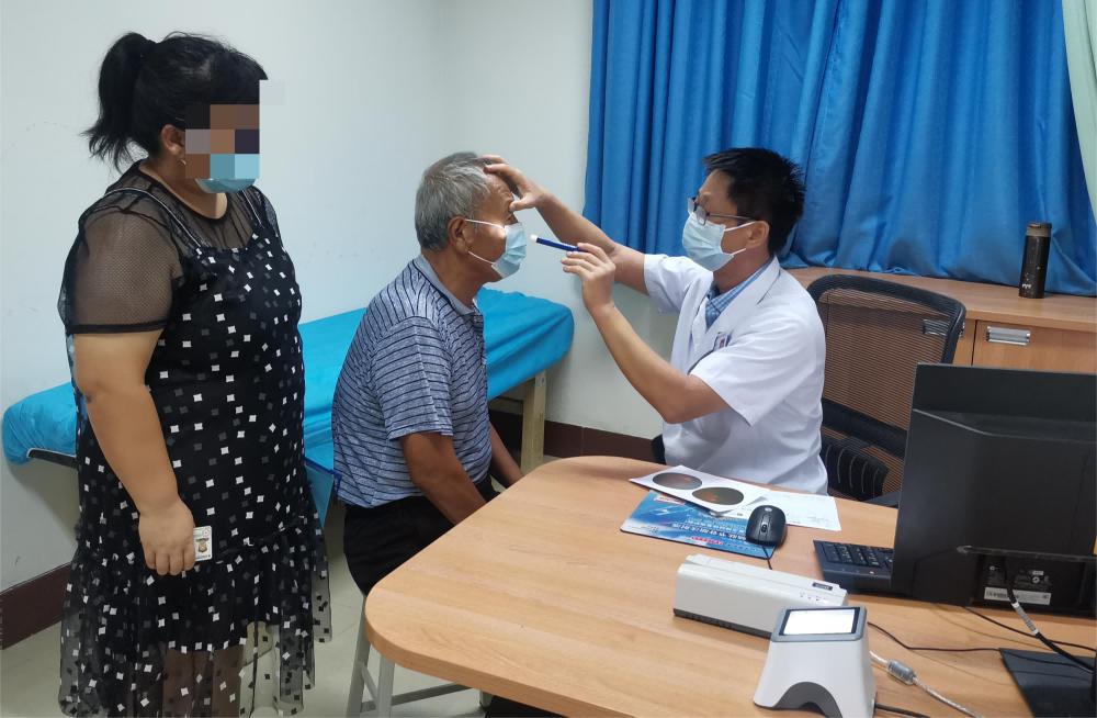 抢救失去的光明——市中心医院神经外科急症切除脑垂体瘤卒中一例