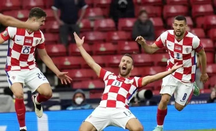 「世界杯作文」可怕！日本队强大之处不仅仅是实力