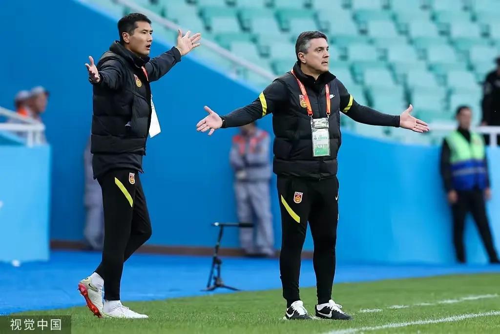 韩日世界杯国足首战,2023东亚杯中国男足vs日本赛程