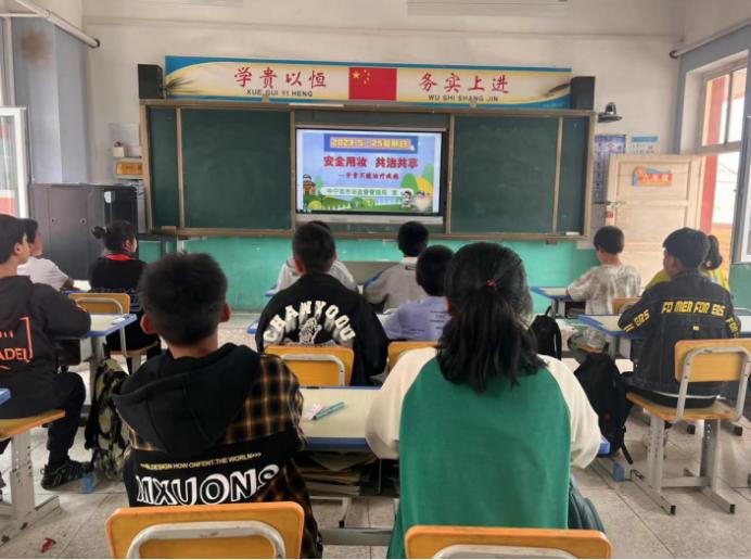 市场监管局开展食品安全宣传周,市场监督管理局宣传普及化妆品