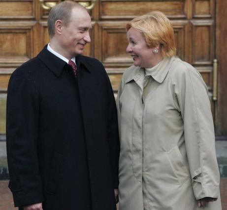 前俄罗斯国母：普京一生的挚爱，相伴30年为何离婚改嫁小鲜肉？